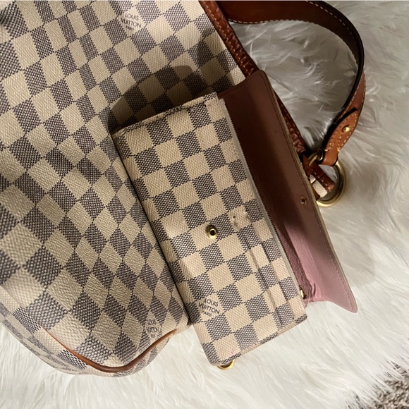 Damier Azur MM Rose & Emilie wallet - Picture 2 of 6